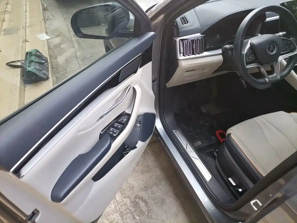 BYD Song PLUS PHEV 2021 DM-i 110KM Flagship PLUS фото 16