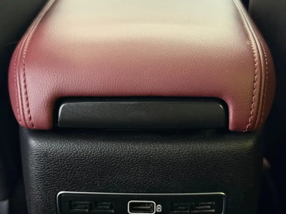 GEELY AUTOMOBILE BINYUE