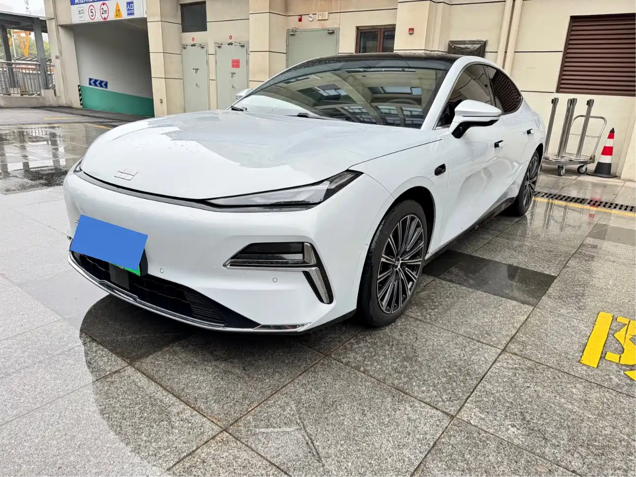 GEELY GALAXY GALAXY SPARKLE 8