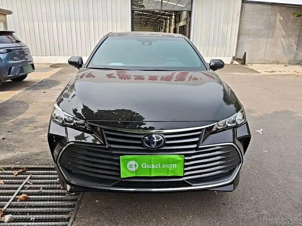 Фото 3 - Toyota Avalon