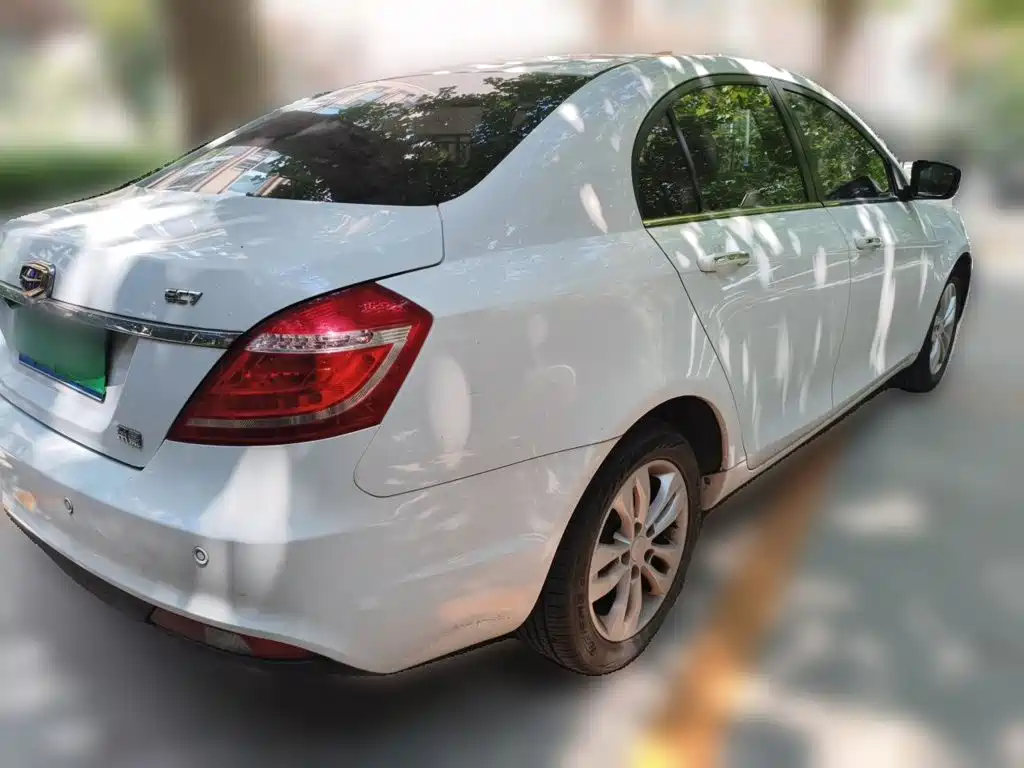 Geely Emgrand 2015 2015 Sedan 1.3T CVT Upward Edition