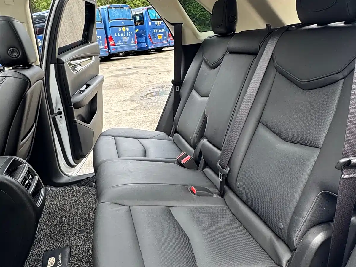 Cadillac XT5 2016 2016 28T AWD Luxury Model