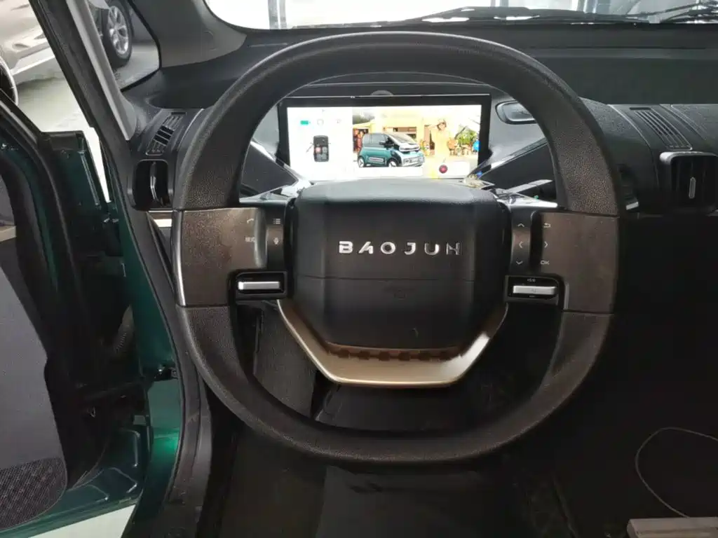 Baojun KiWi EV 2023 2022 Designer Lite NMC