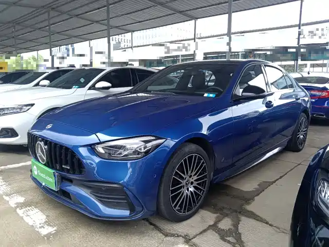 Mercedes-Benz C-Class 2022