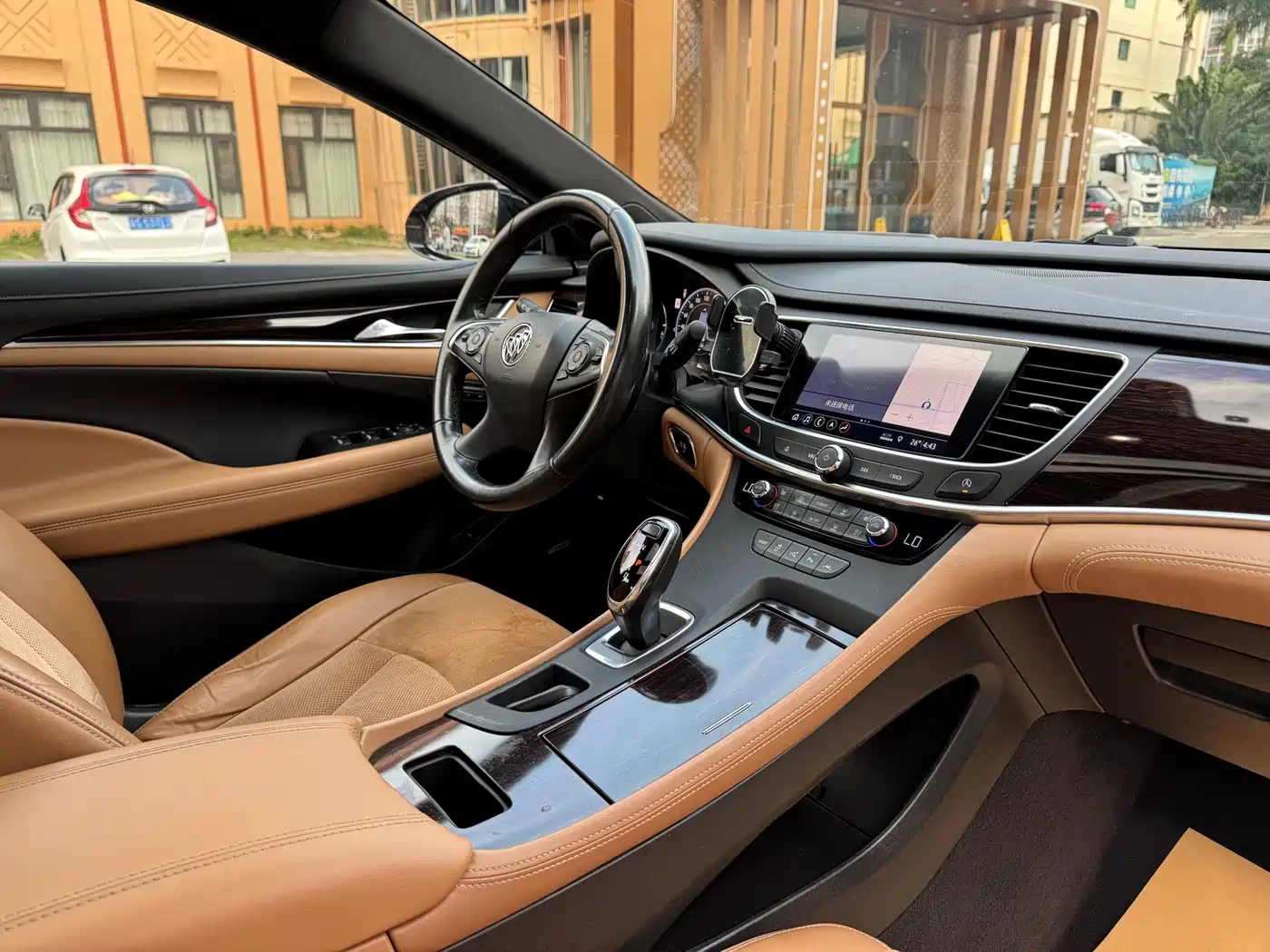 Buick LaCrosse 2019 28T Premium Model фото 13