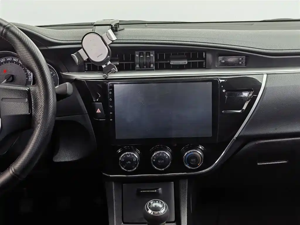 Toyota Corolla 2017 1.2T Manual GL фото 12