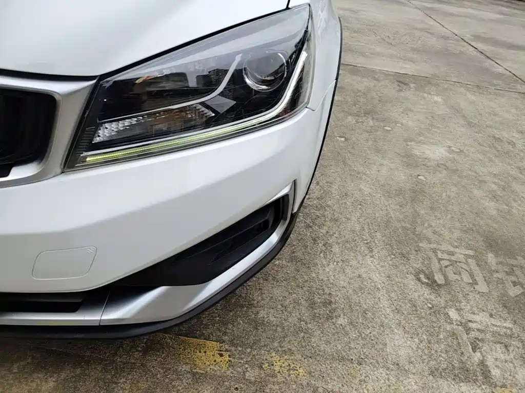 Geely Vision S1 2019 2019 Upgrade 1.5L CVT Luxury