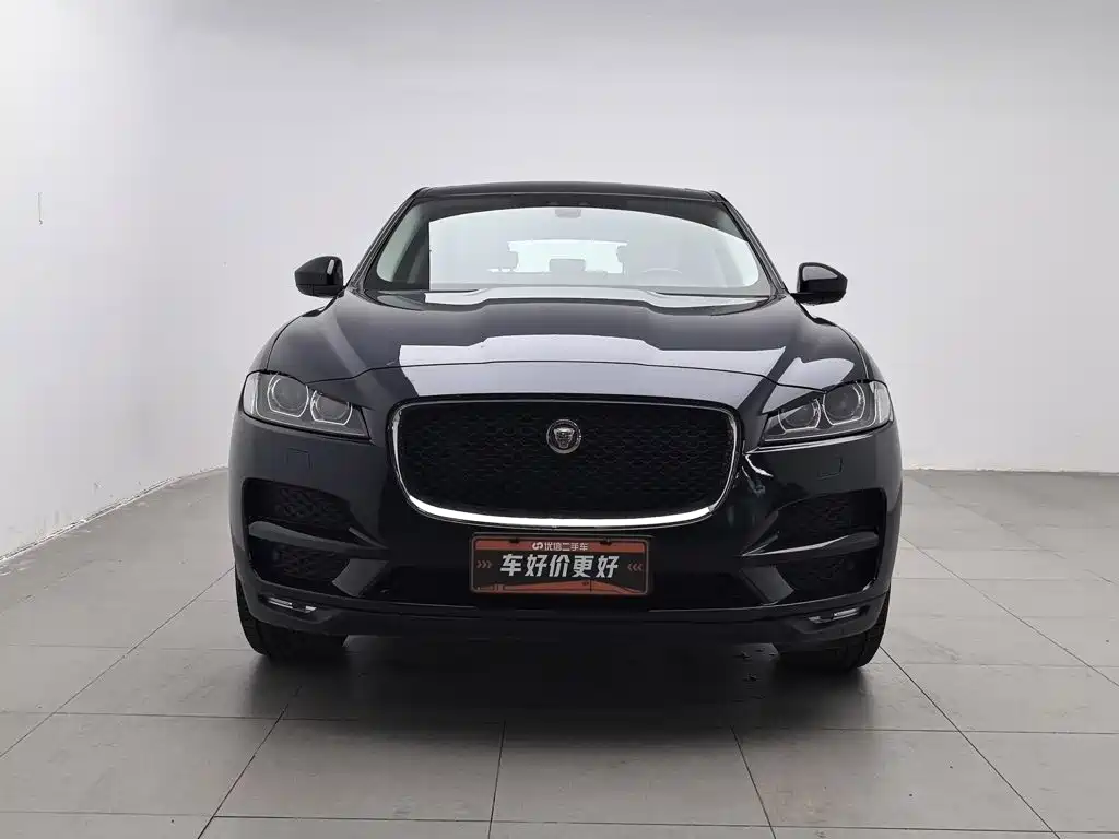 Jaguar F-PACE 2016 2016 2.0T FWD Urban Premium Edition