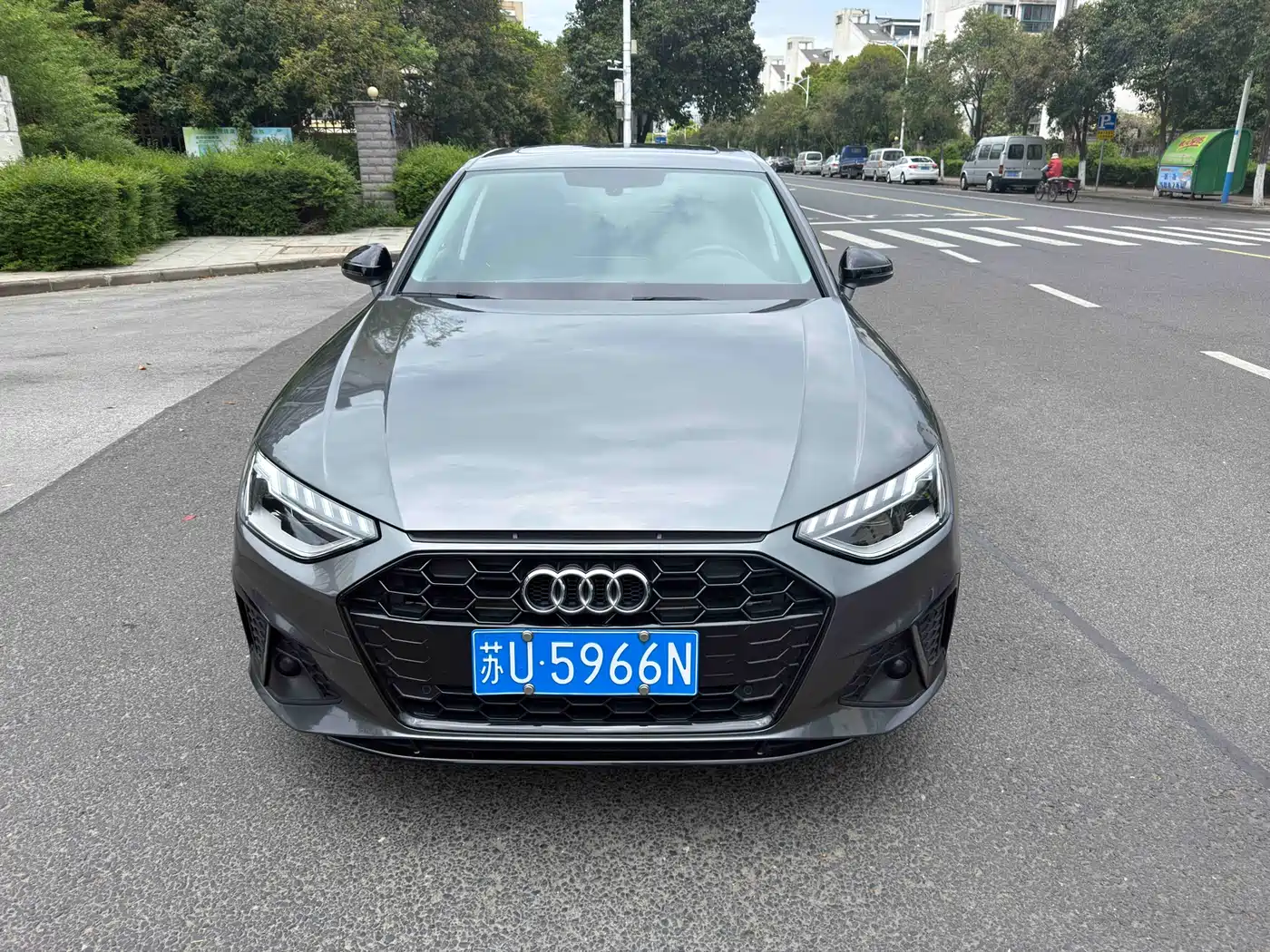 Audi A4L 2023 40 TFSI Luxury Sport