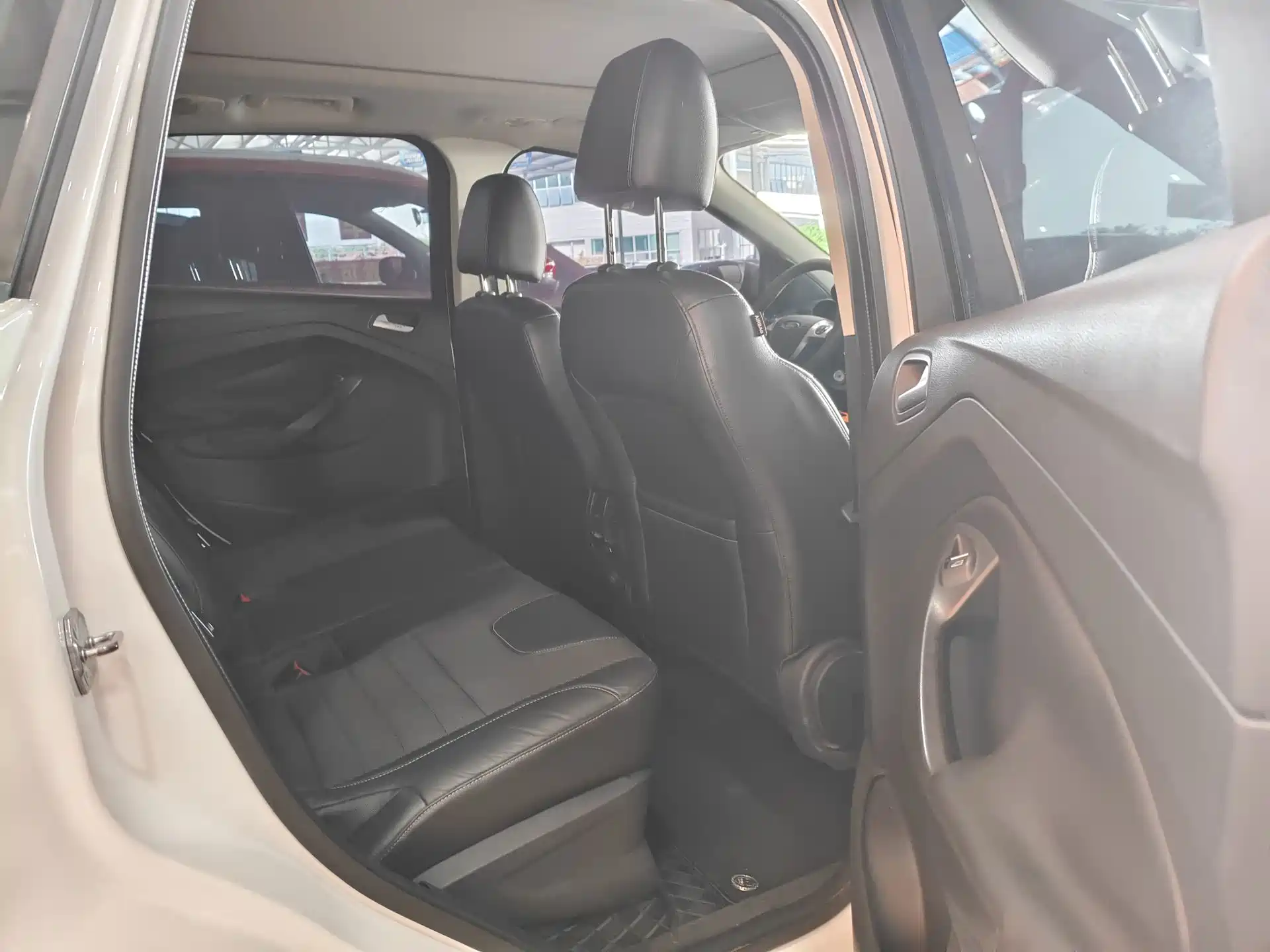 Фото 8 - Ford Kuga