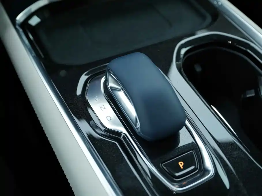ZEEKR 009 2026 2024 7-Seat Aisle AWD Version 108kWh