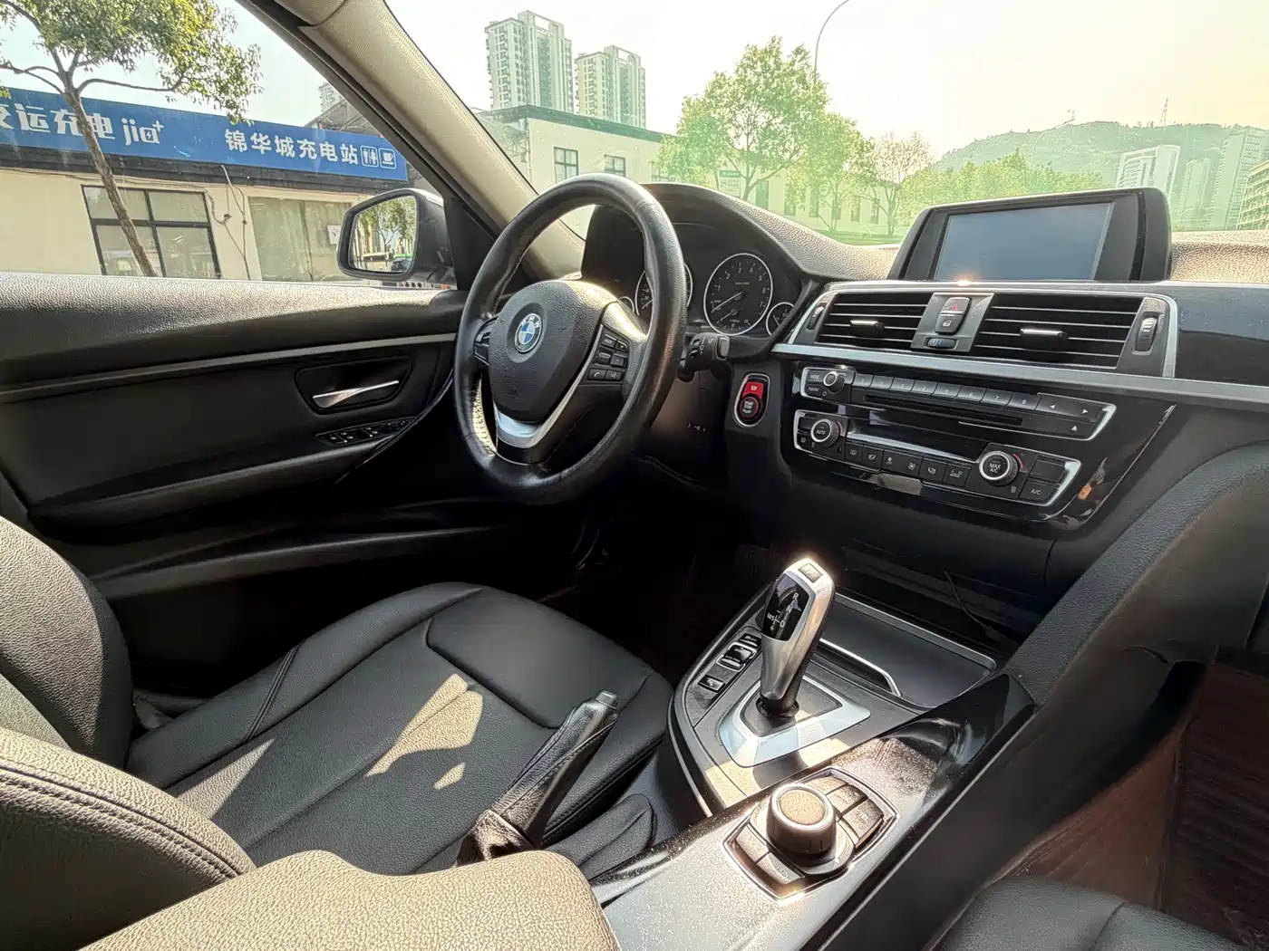 BMW 3 Series 2017 320Li Fashion фото 12