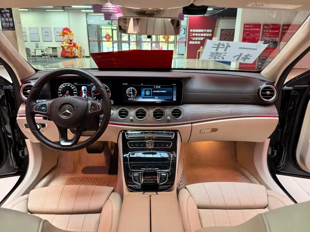 Mercedes-Benz E-Class 2016 E 200 L фото 11
