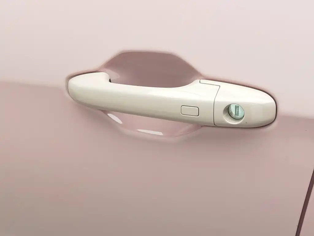 صورة 18 - Nezha Auto Nezha V