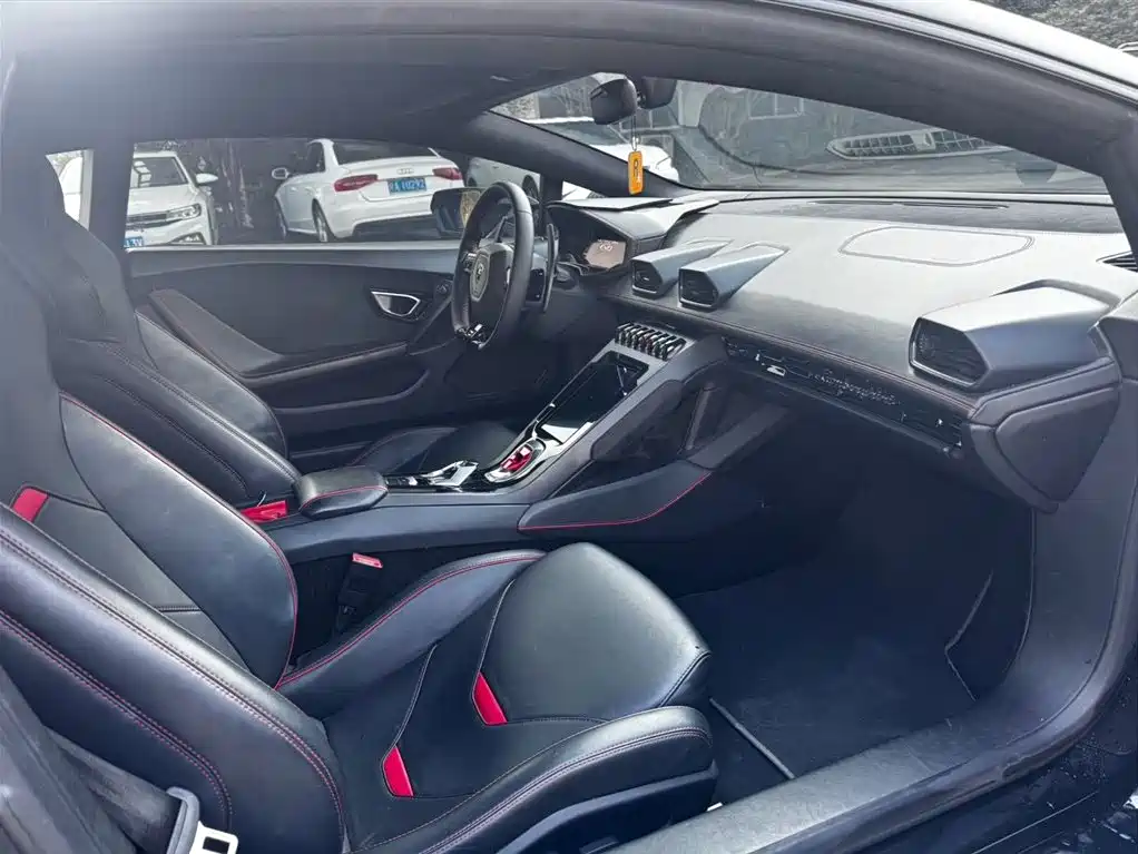 Lamborghini Huracán 2020 Huracán EVO RWD фото 10