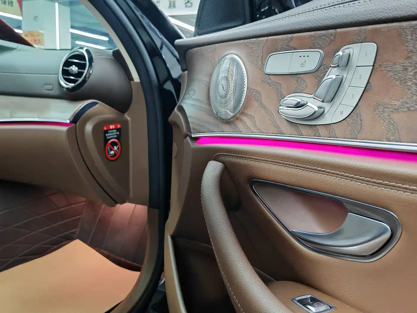 Mercedes-Benz E-Class 2021 E 300 L Luxury фото 13