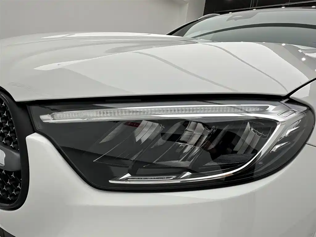 Mercedes-Benz GLC 2023 Facelift GLC 300 L 4MATIC Sport 5-Seater фото 28