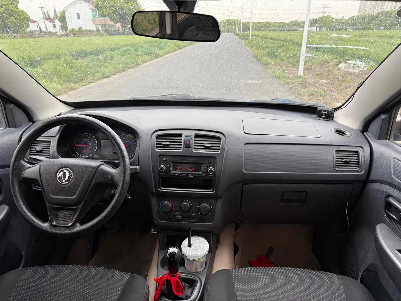 Dongfeng Fengguang Fengguang 330 2016 2014 1.5L Manual Comfort DK15-02