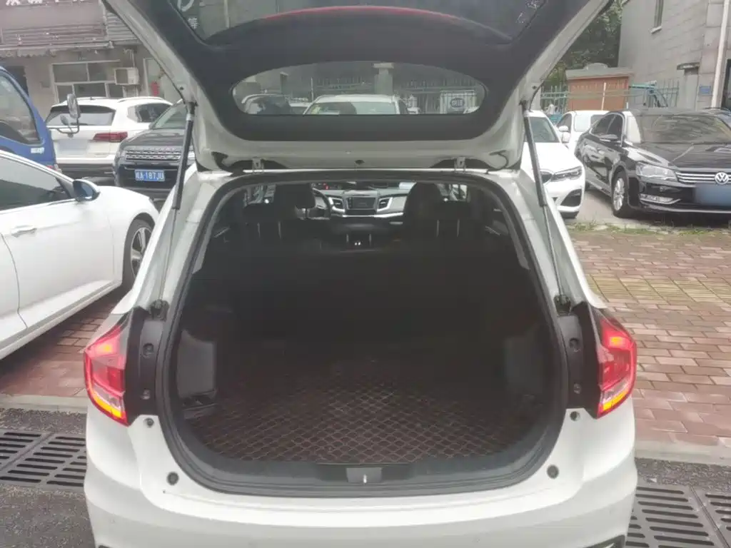 Honda Jade 2019 2017 1.8L Automatic Comfort Edition 5-seater