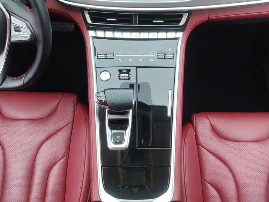 Changan CS85 COUPE 2021 2021 1.5T DCT Luxury