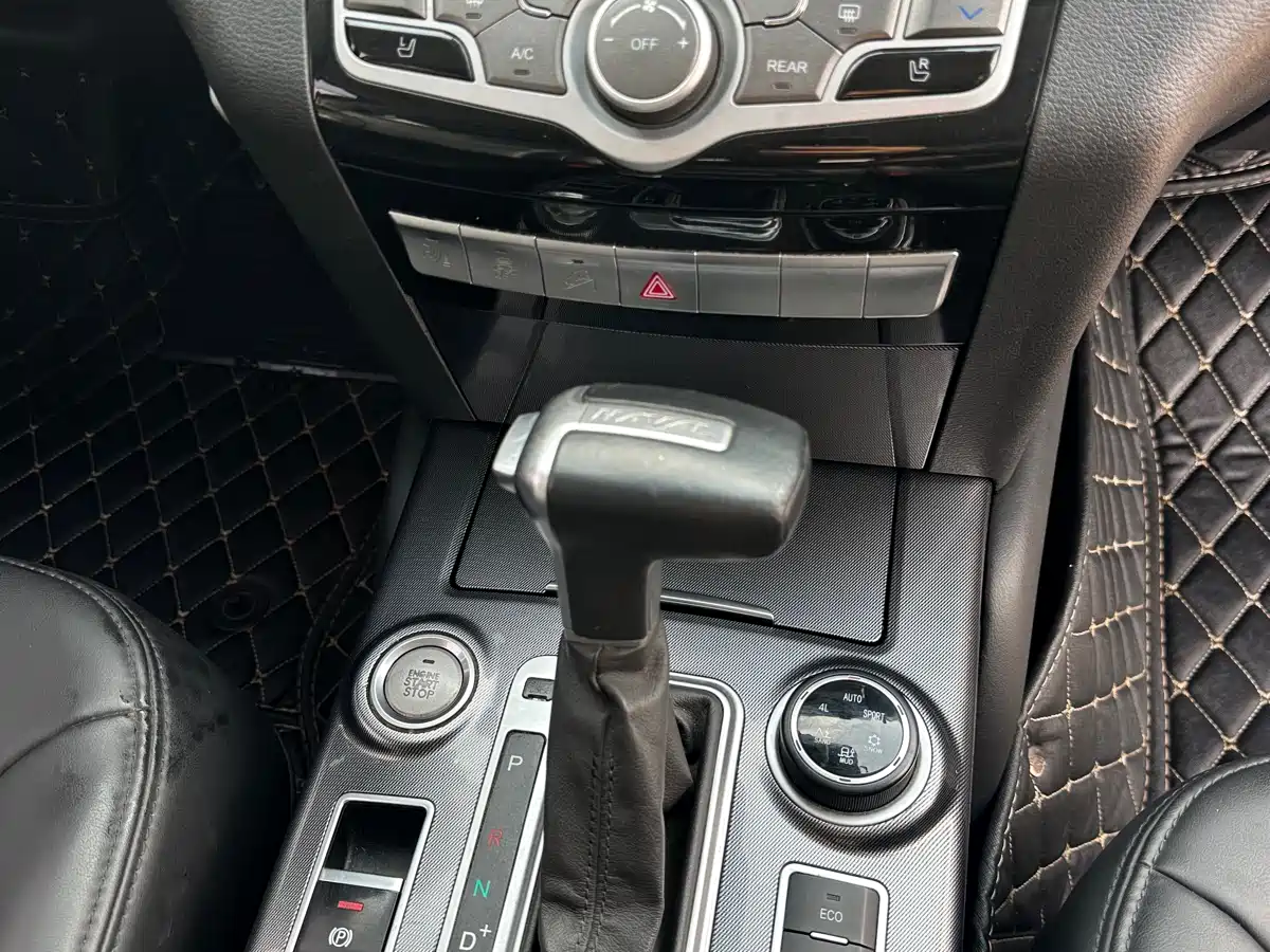 Haval H9 2016 2.0T 4WD Luxury 7-seater фото 9