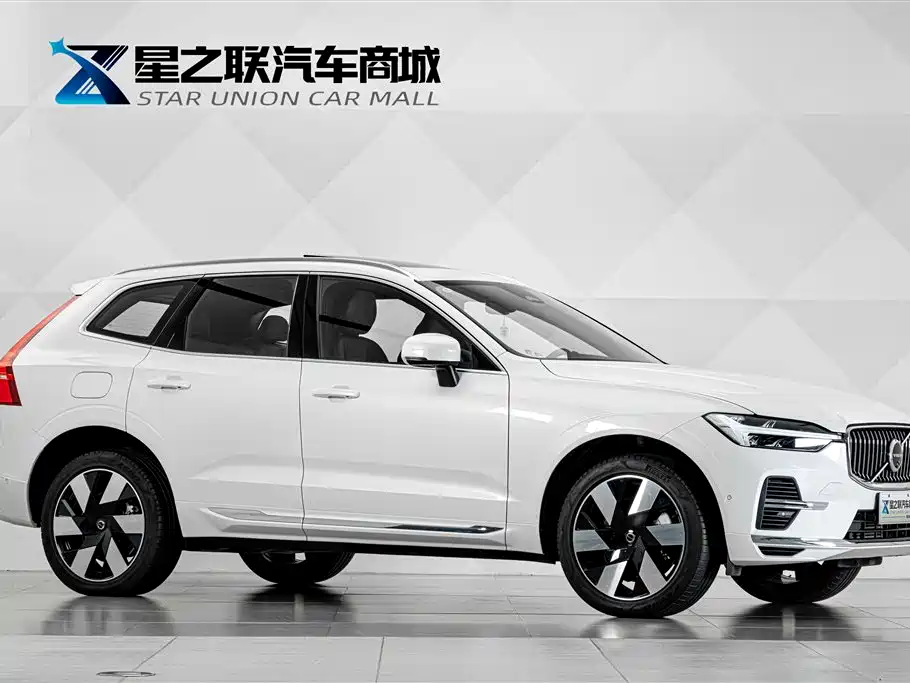 Volvo XC60 Plug-in Hybrid 2025 2025 Plug-in Hybrid Long Range AWD Zhiya Luxury Edition