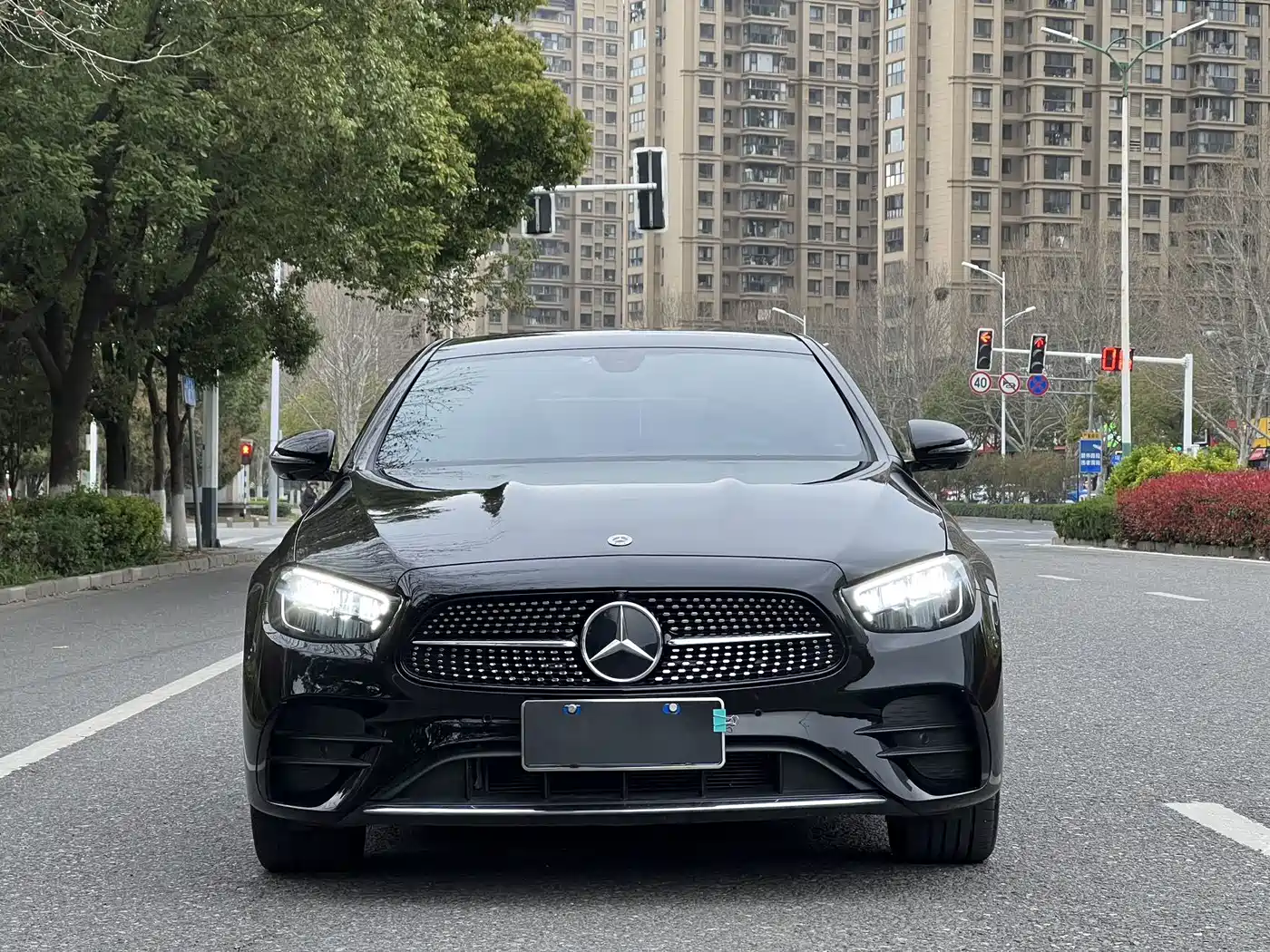 Mercedes-Benz E-Class 2023 E 300 L Sport Luxury фото 2