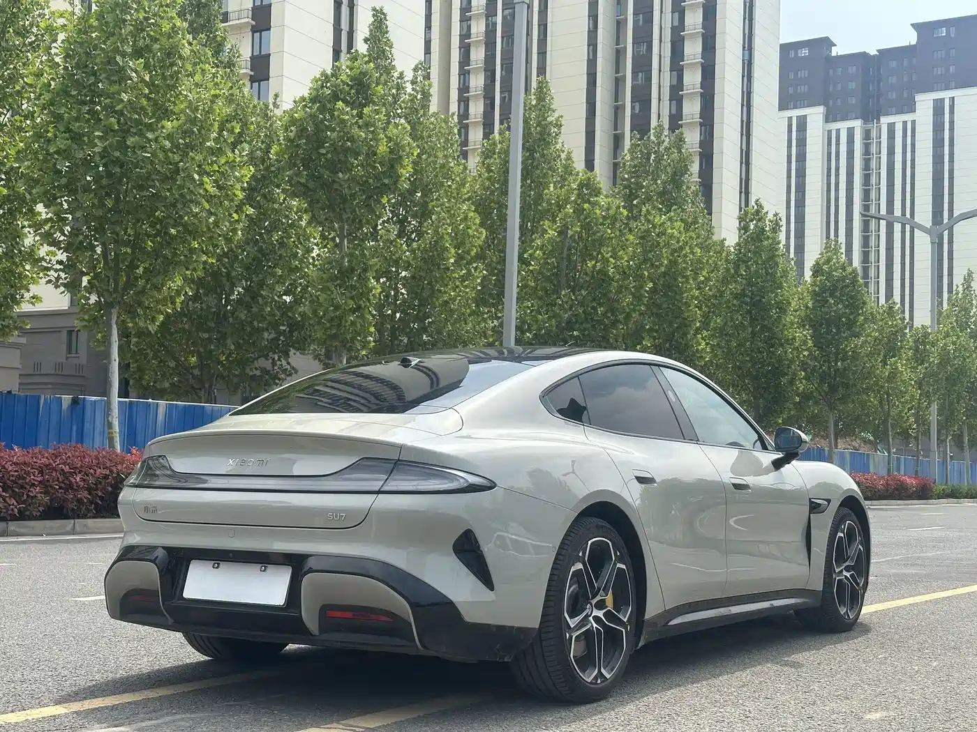 XIAOMI CAR XIAOMI SU7