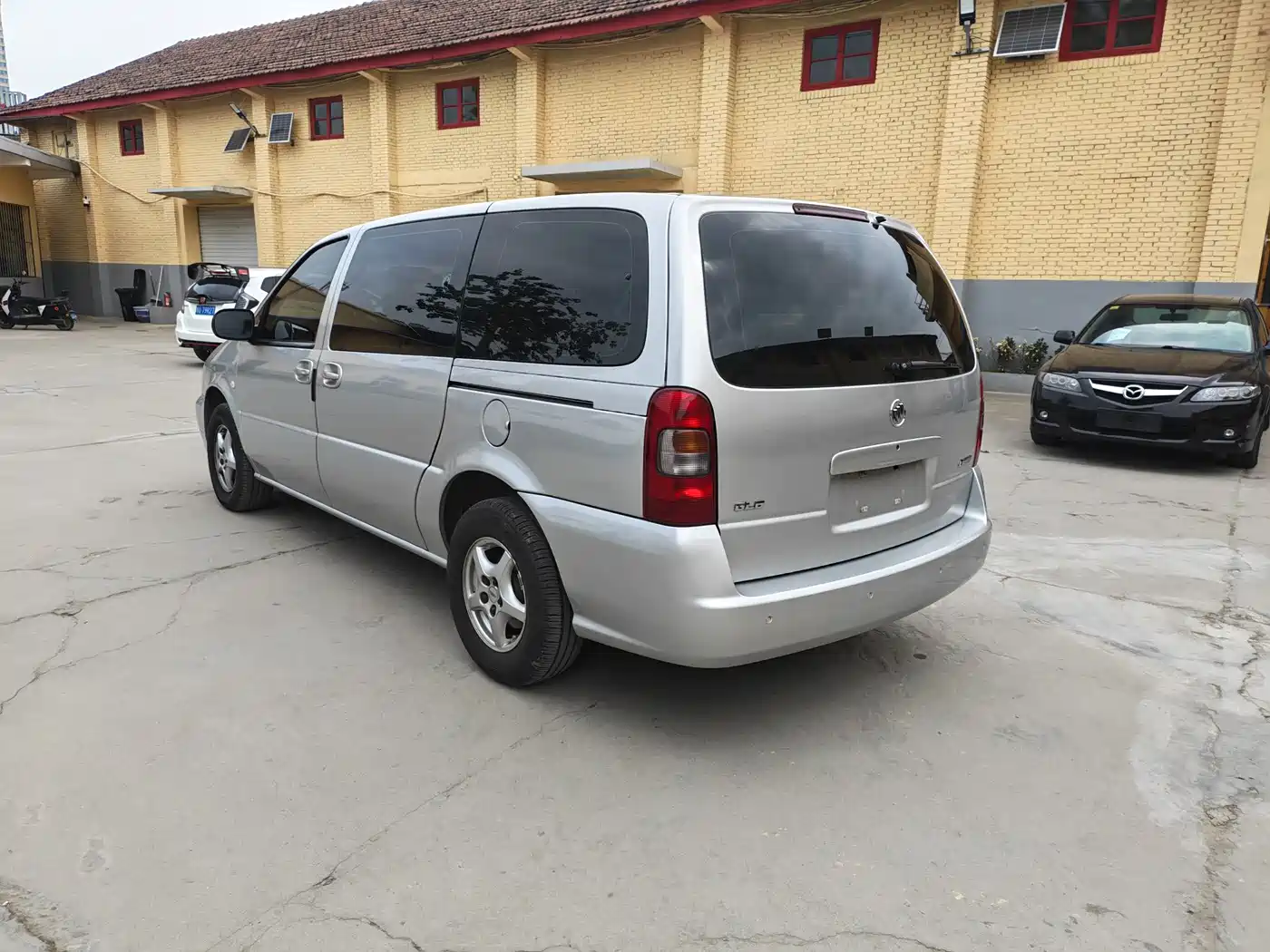 Buick GL8 2007 2.5L GT Elite фото 7