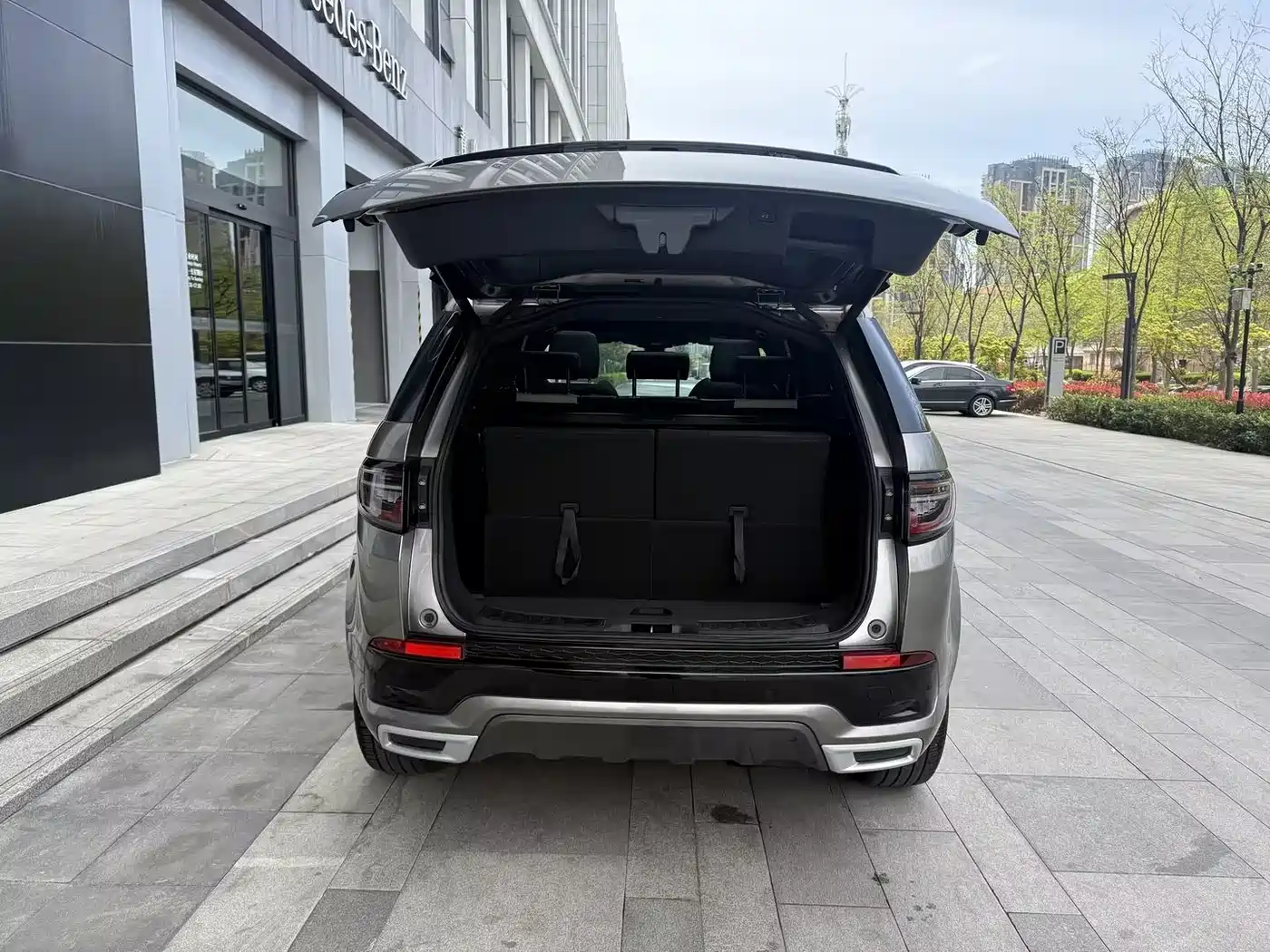 Land Rover Discovery Sport 2021 249PS R-Dynamic HSE Luxury Custom Edition фото 18