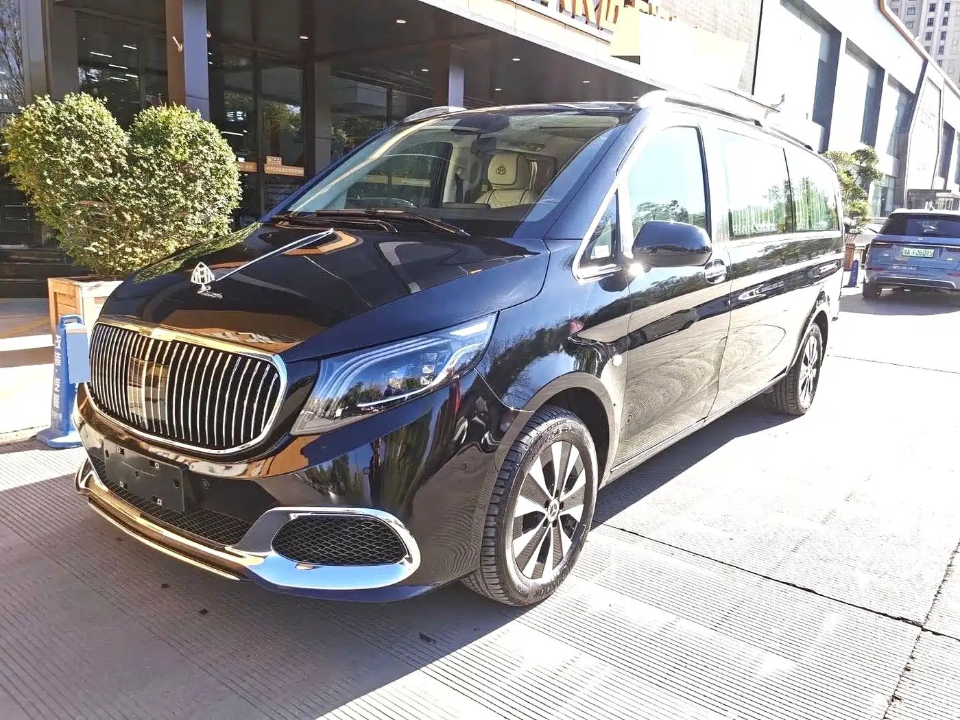 Mercedes-Benz Vito 2023 2.0T Elite 7-Seater