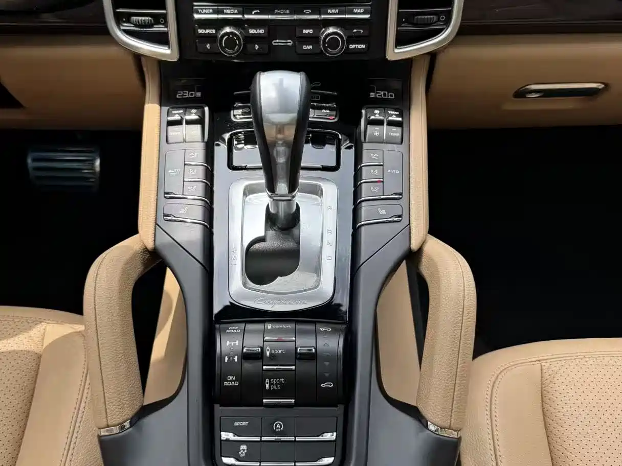Porsche Cayenne 2015 Cayenne 3.0T фото 7