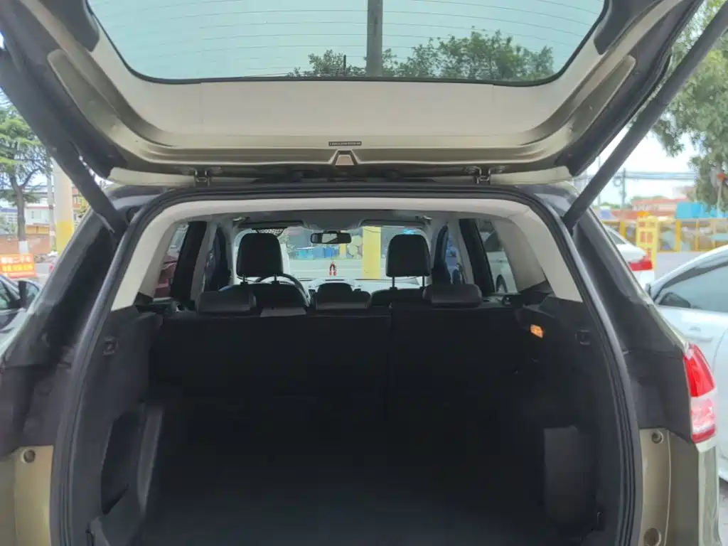 Фото 19 - Ford Kuga