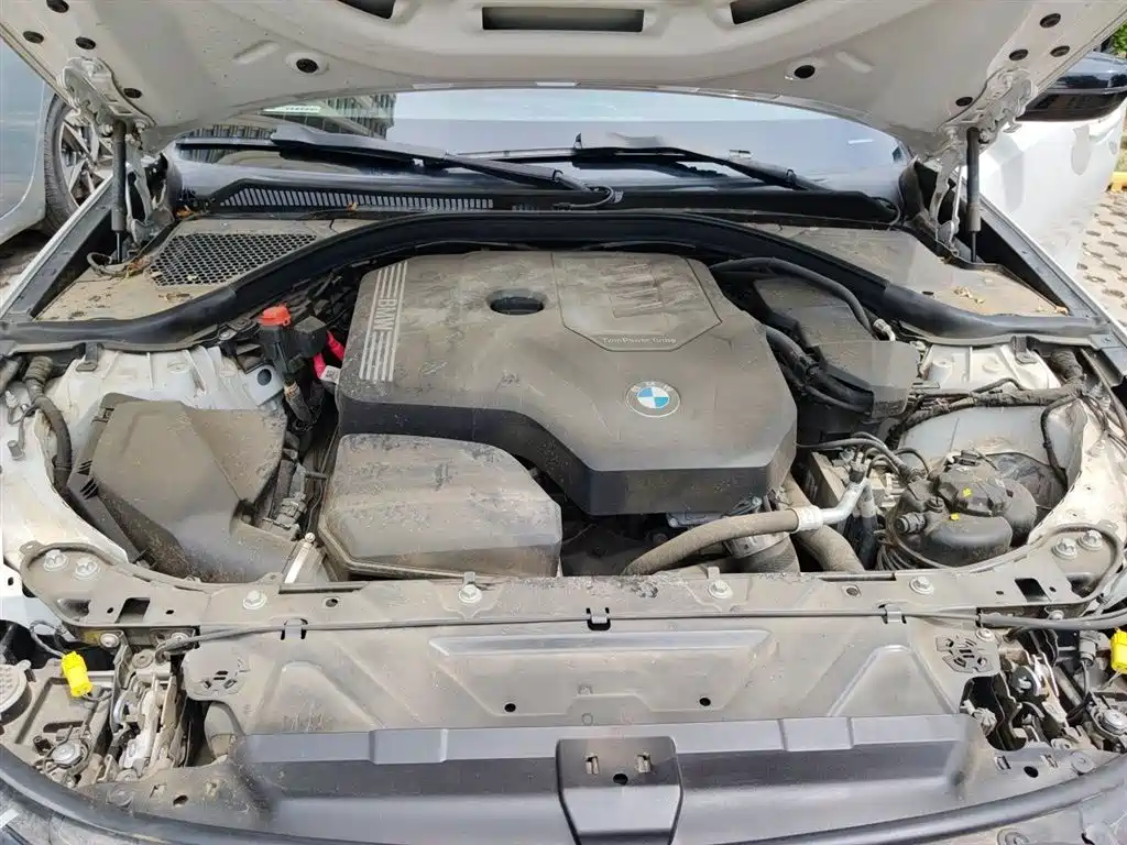 BMW 3-SERIES