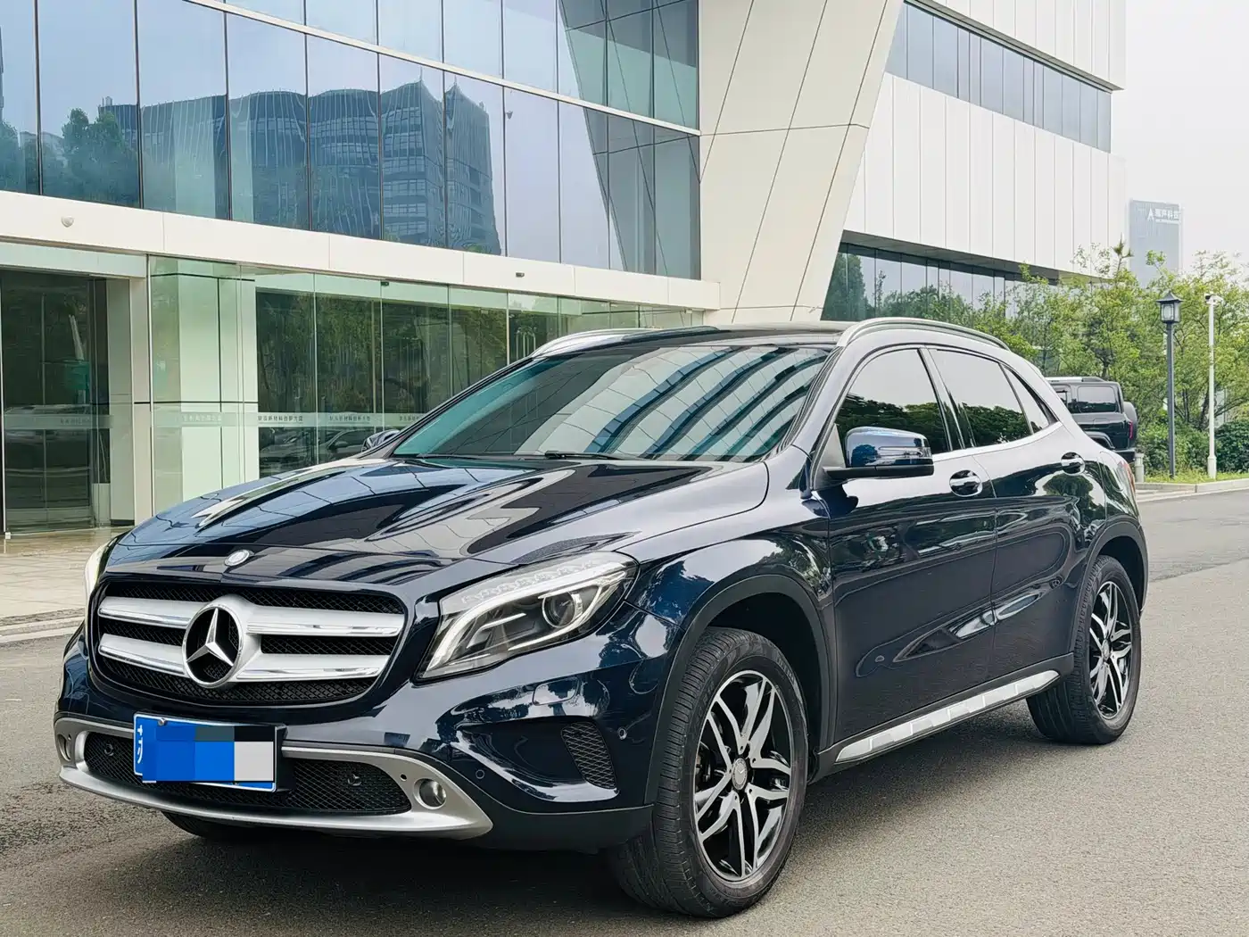 Mercedes-Benz GLA 2016 GLA 220 4MATIC Fashion фото 3