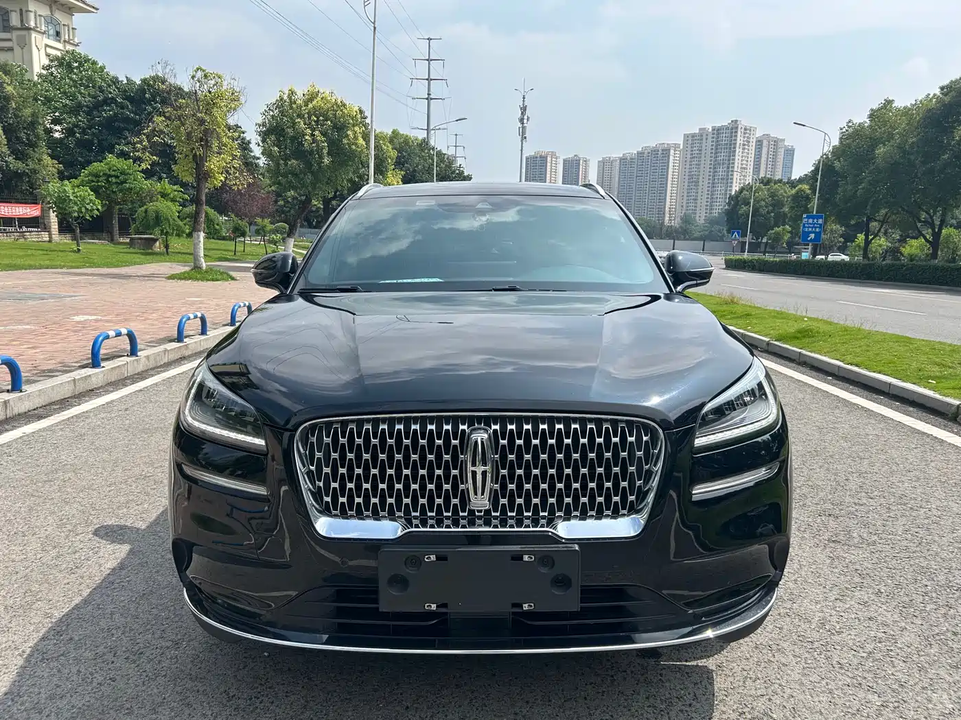 LINCOLN ADVENTURER