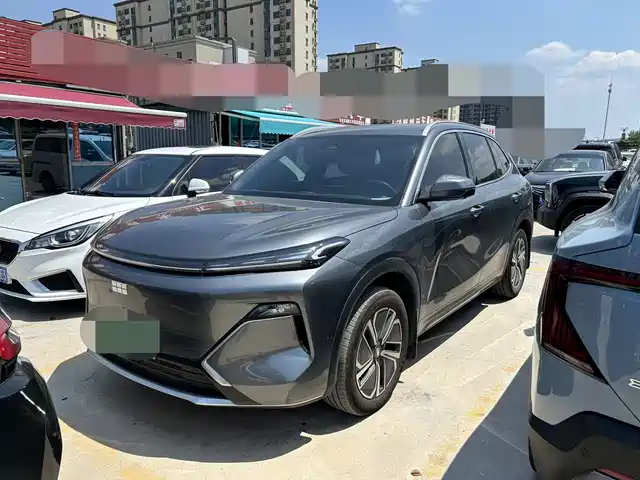  Geely Galaxy Galaxy Starship 7 EM-i 2025 Model 120km Explorer+ Edition