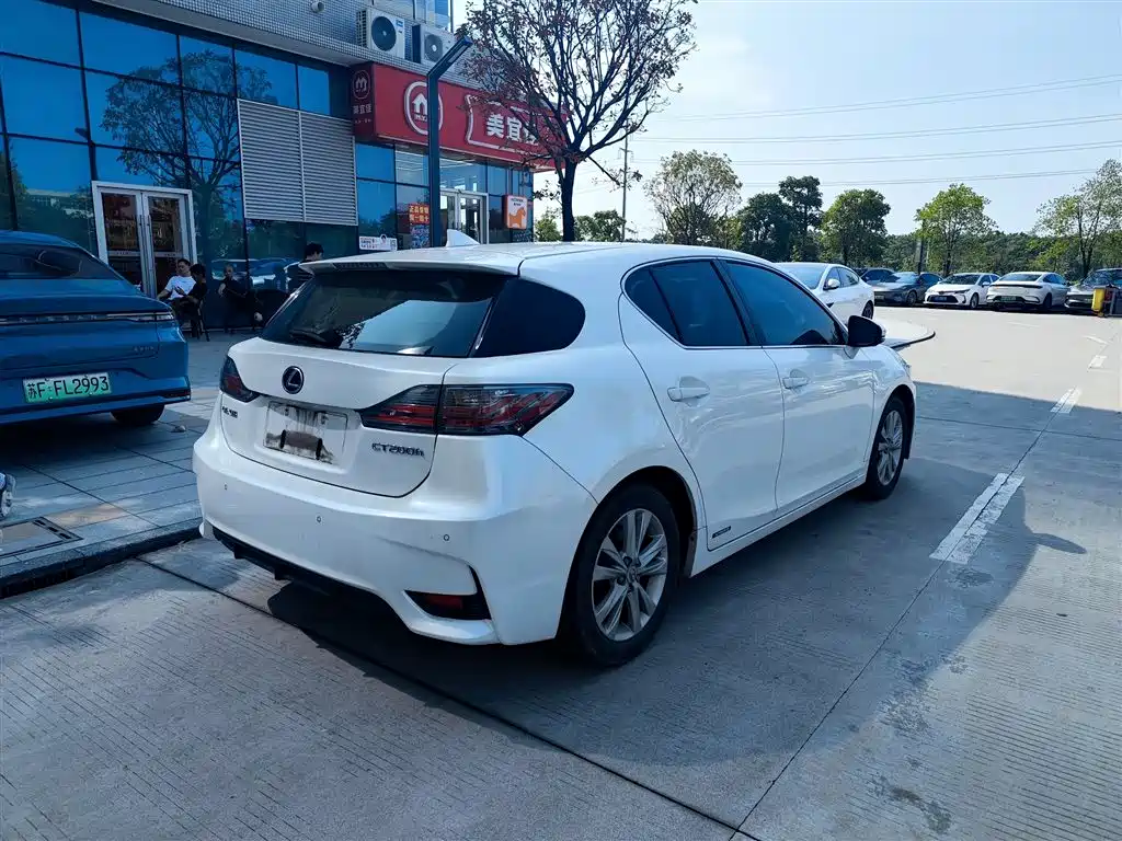 Lexus CT 2017 2014 CT200h Comfort Monochrome