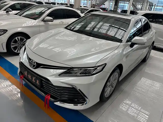 Toyota Camry 2022 2.0GVP Leading Edition