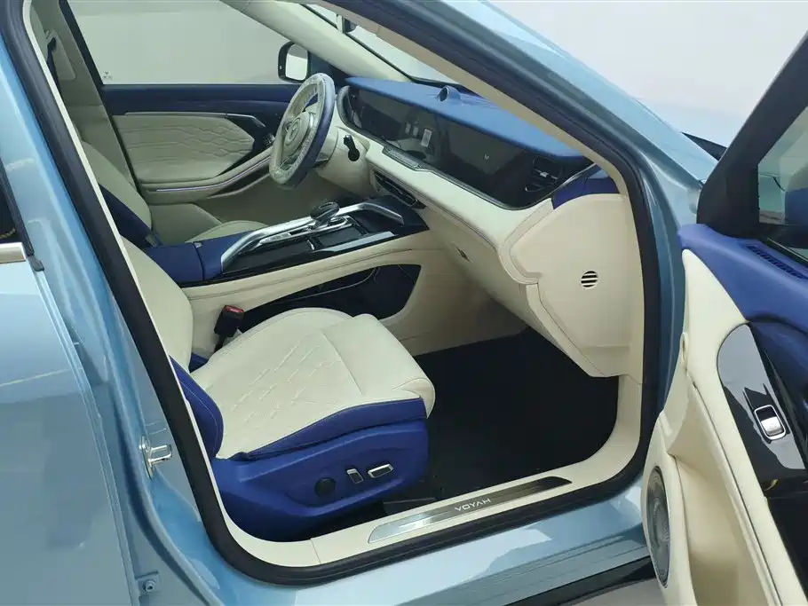 Voyah Auto VOYAH FREE 2021 AWD Standard Range Extender Exclusive Luxury Package фото 8