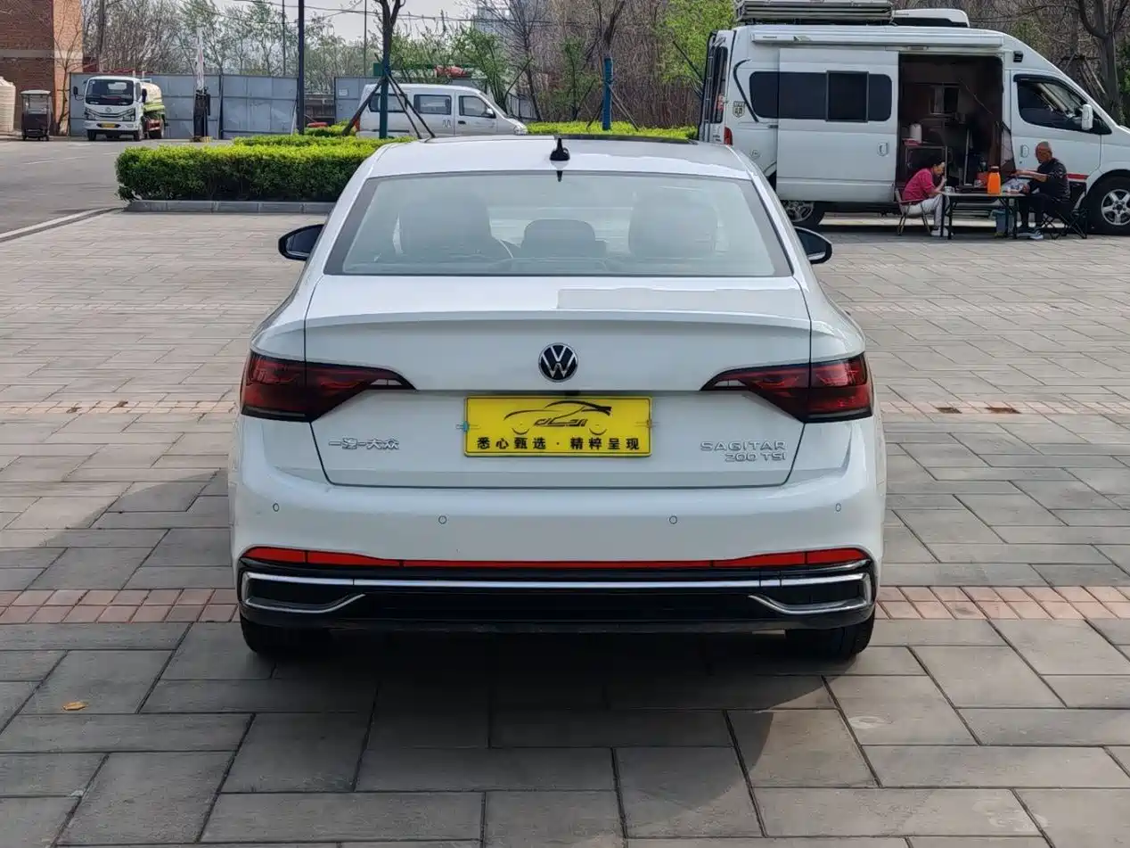 Volkswagen Sagitar 2023 Model Year 200TSI DSG Surpass Edition фото 5