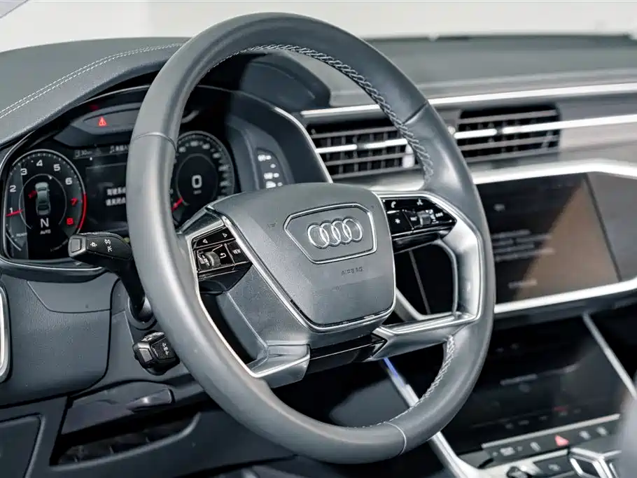 Audi A7L 2024 45TFSI S-line Dream Edition Crystal Package фото 10