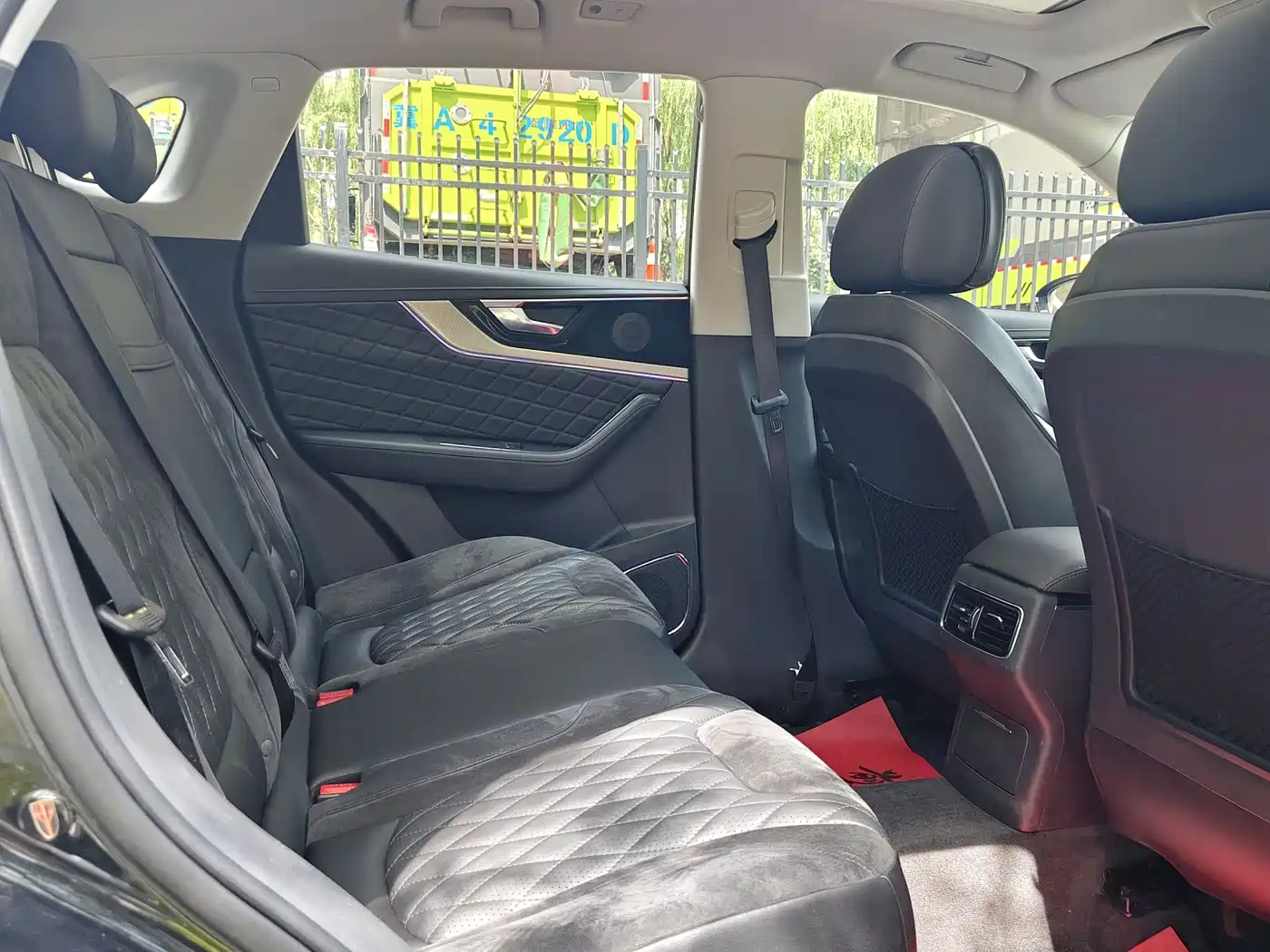 Hongqi HS5 2019 2.0T Smart Connect Enjoy Edition фото 14