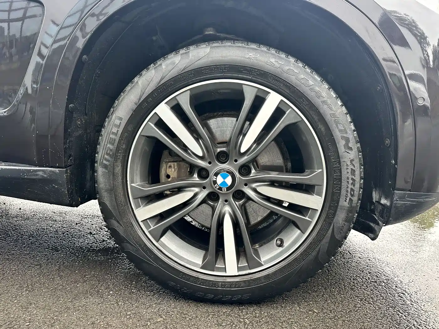 BMW X5 (Import) 2018 xDrive35i Elegant Model фото 15