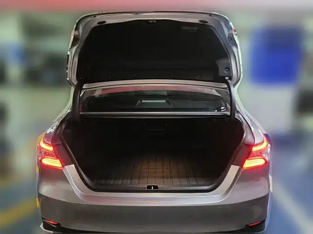 Toyota Camry 2023 Hybrid 2.5HQ Flagship Edition — фото 5