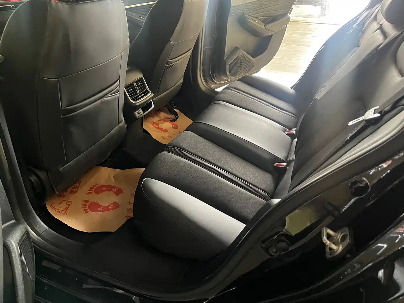 DONGFENG YI HYUN MAX