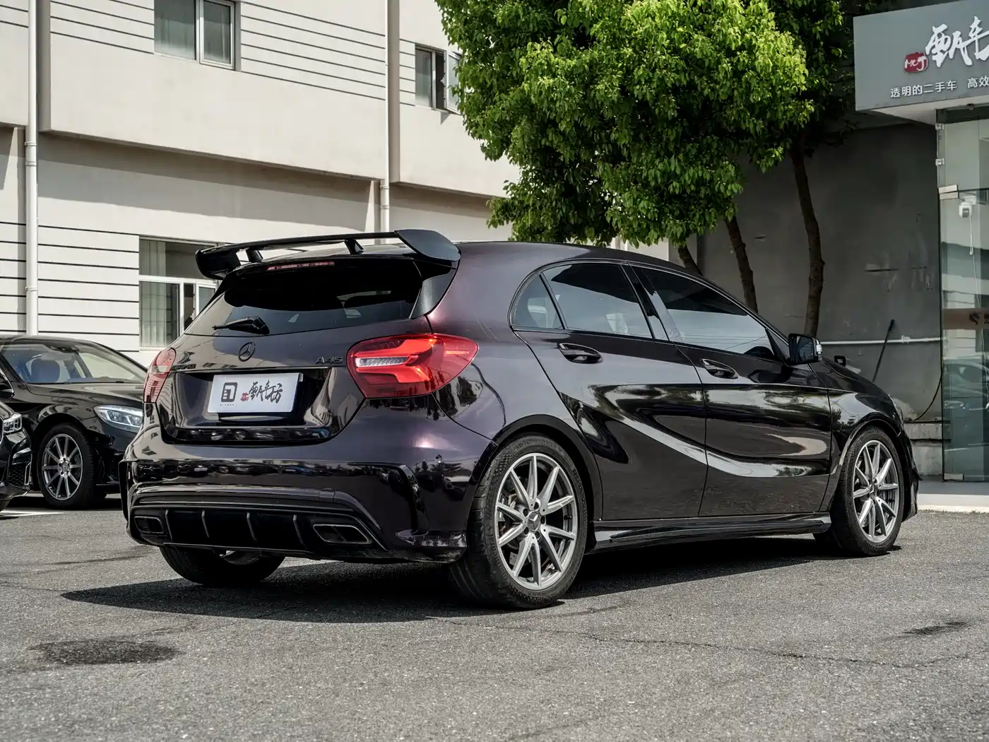 Mercedes-Benz A-Class AMG (Import) 2016 AMG A 45 4MATIC фото 5