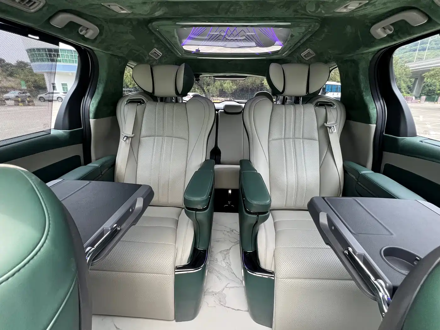 Toyota Sienna 2021 2.5L Hybrid Comfort Edition фото 7