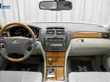 Фото 12 - Lexus LS