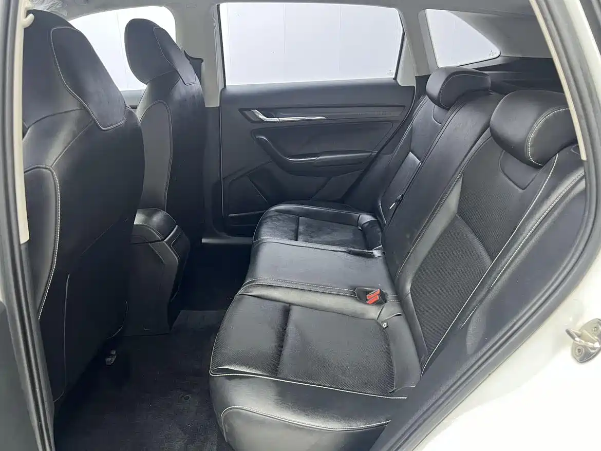 Škoda Kamiq 2023 1.5L Auto Comfort Edition фото 7